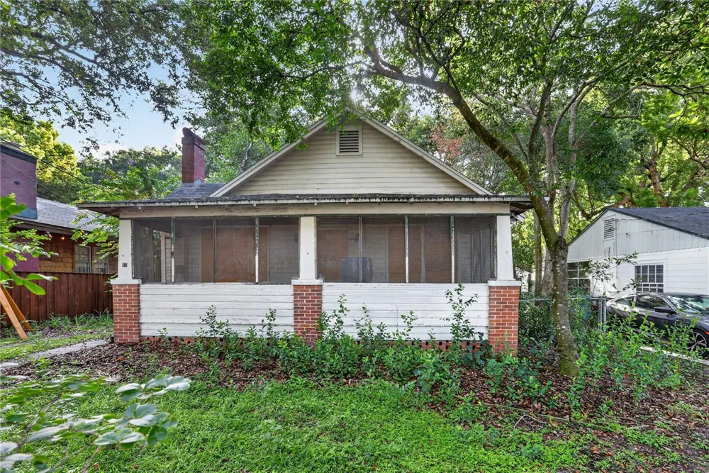 27 MILLS AVENUE Orlando, FL 32801