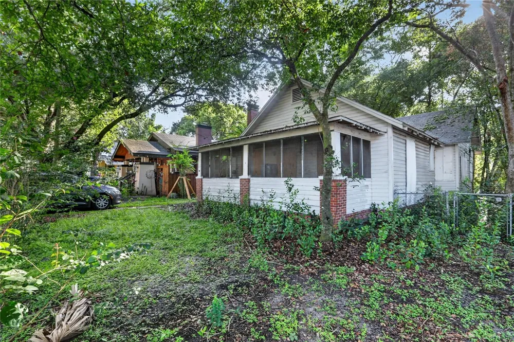 27 MILLS AVENUE Orlando, FL 32801