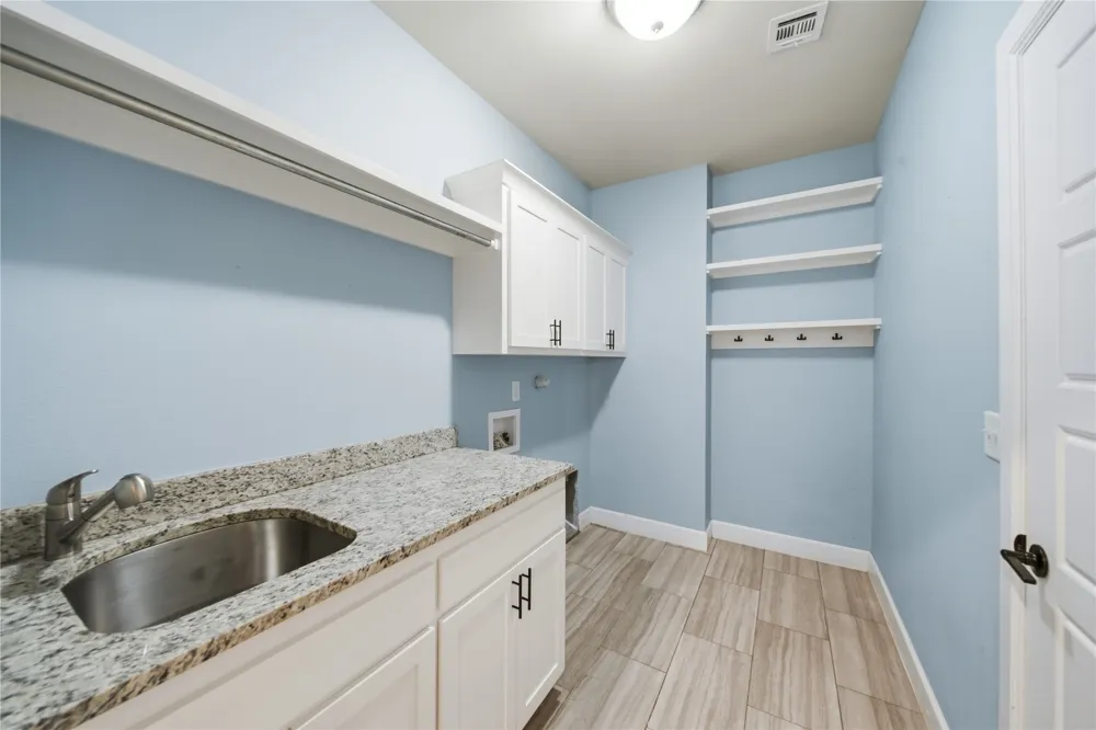 222 W 128th Place S Jenks, OK 74037