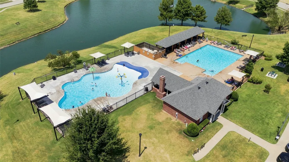 222 W 128th Place S Jenks, OK 74037