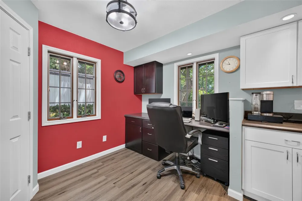12803 Fairlane Drive Pearland, TX 77581