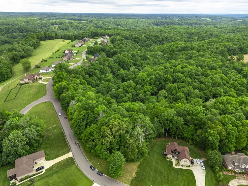 4074 Ironwood Dr Greenbrier, TN 37073