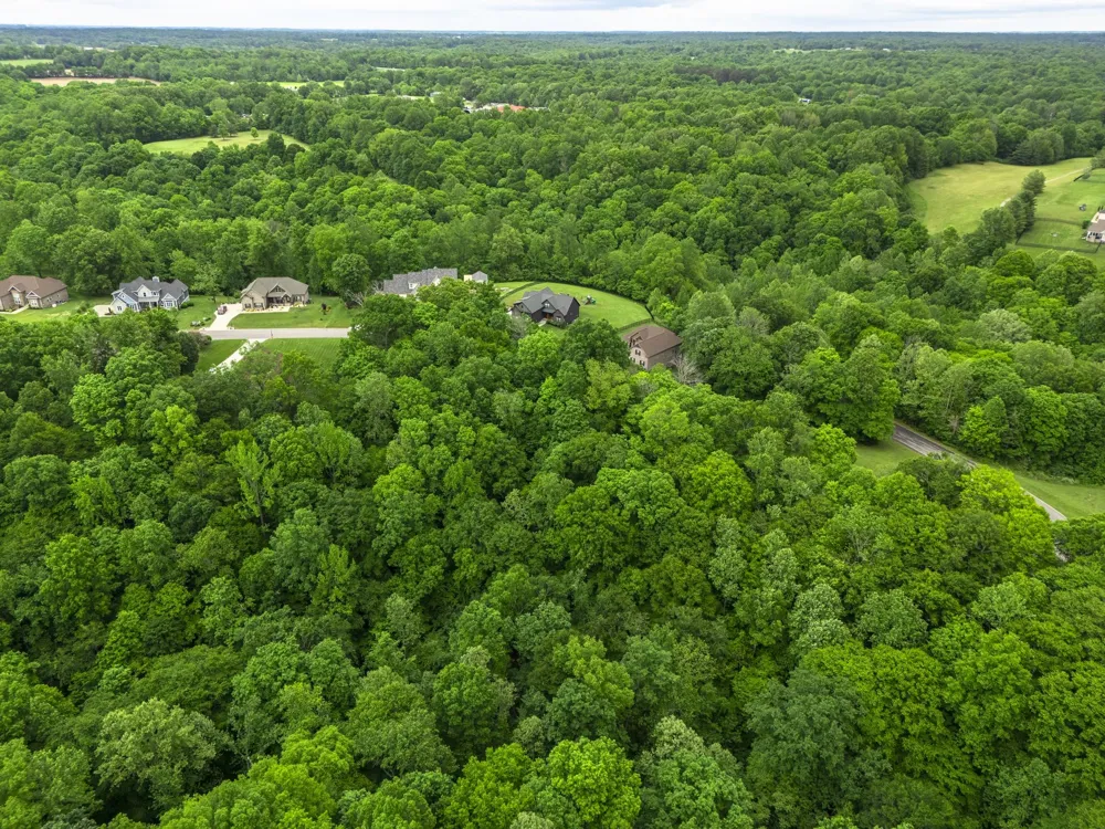 4074 Ironwood Dr Greenbrier, TN 37073