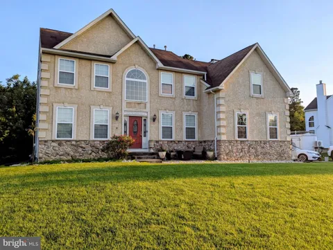 17 BEAVER DAM DRIVE