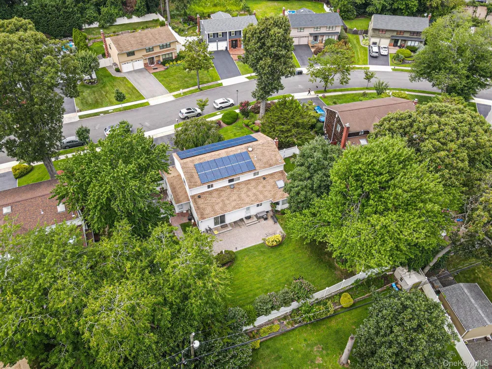 41 Apple Tree Drive Hauppauge, NY 11788