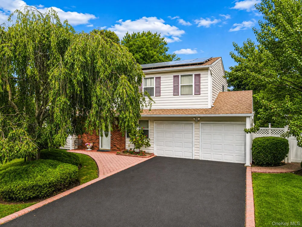 41 Apple Tree Drive Hauppauge, NY 11788