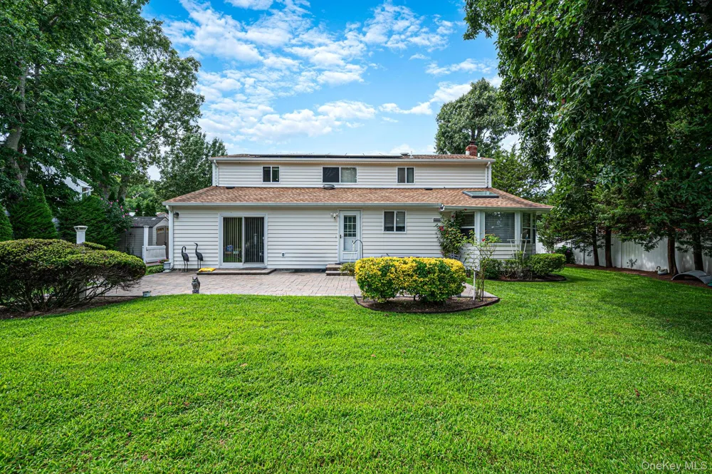 41 Apple Tree Drive Hauppauge, NY 11788