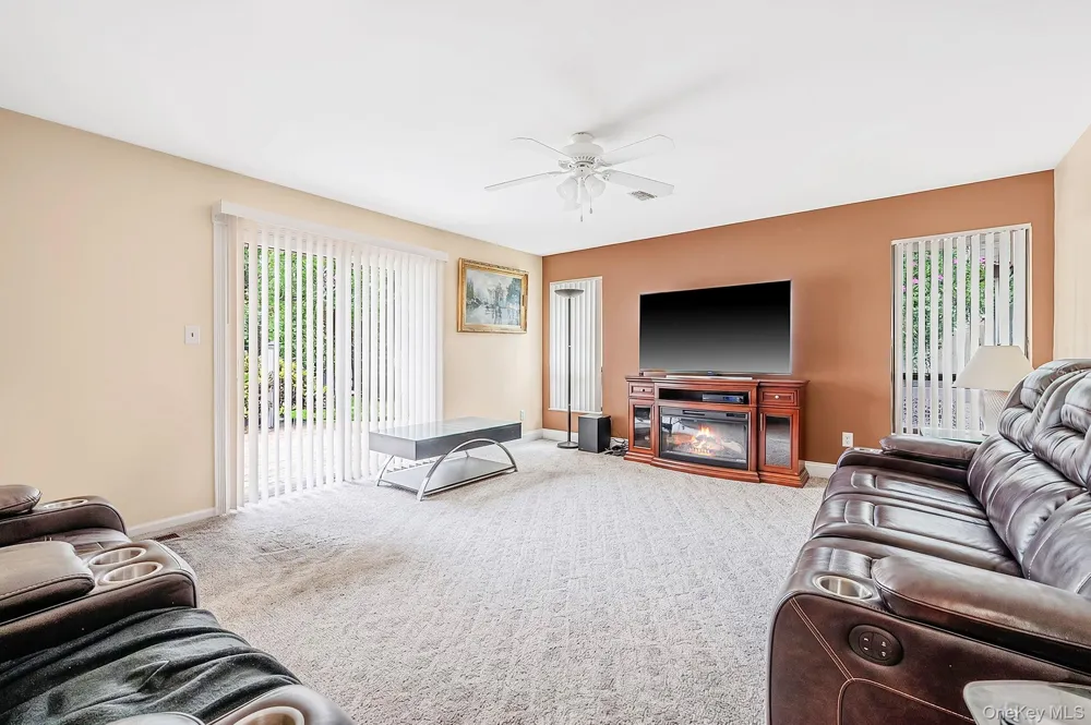 41 Apple Tree Drive Hauppauge, NY 11788