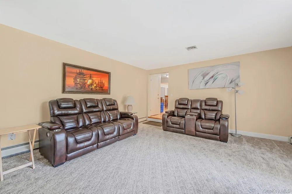 41 Apple Tree Drive Hauppauge, NY 11788