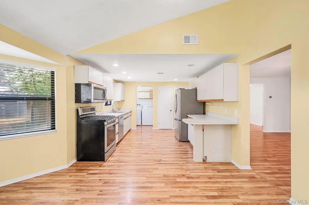 41 Apple Tree Drive Hauppauge, NY 11788