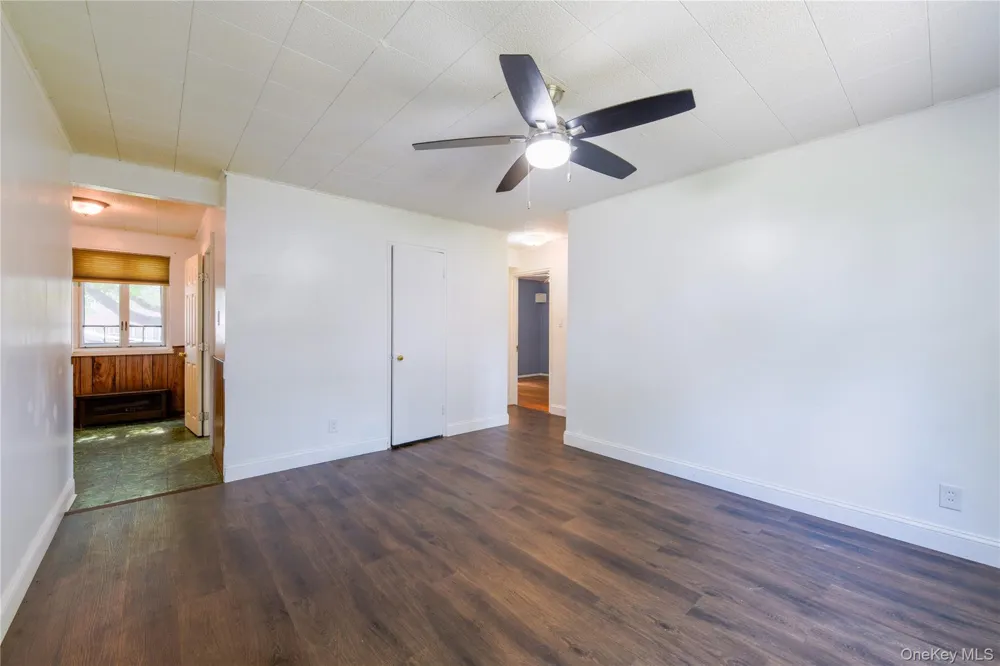 225-35 88 AVENUE #42-9 Queens Village, NY 11427
