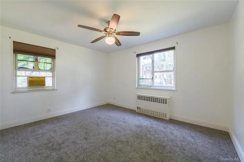225-35 88 AVENUE #42-9 Queens Village, NY 11427