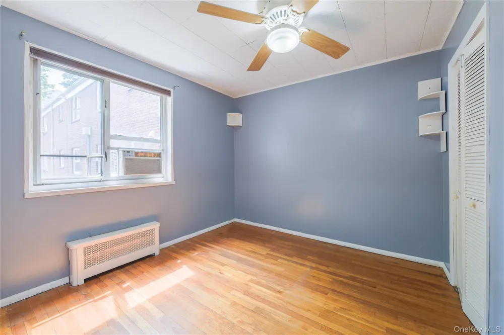 225-35 88 AVENUE #42-9 Queens Village, NY 11427