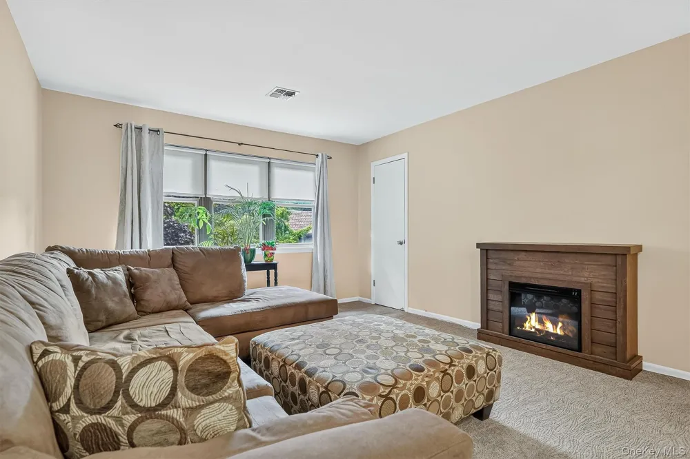 38 Milford Lane #5D Suffern, NY 10901