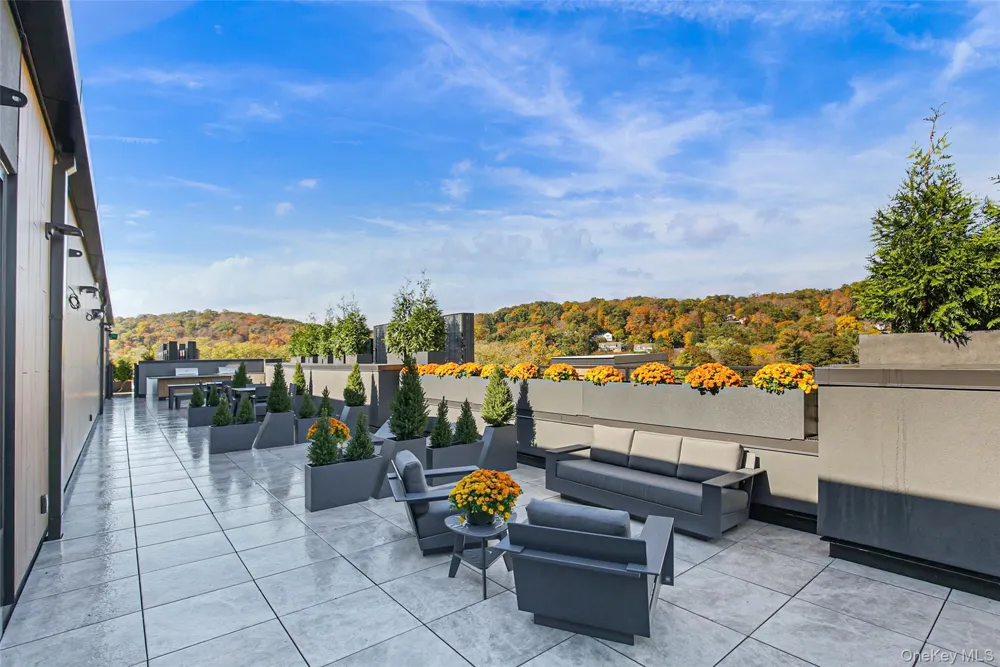 70 Memorial Plaza #211 Pleasantville, NY 10570