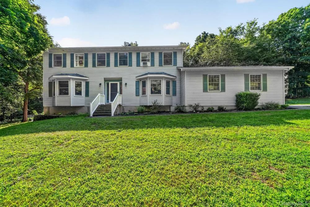80 Susan Lane Circleville, NY 10919