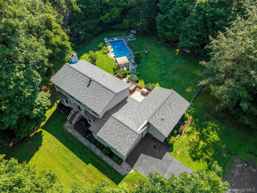 80 Susan Lane Circleville, NY 10919