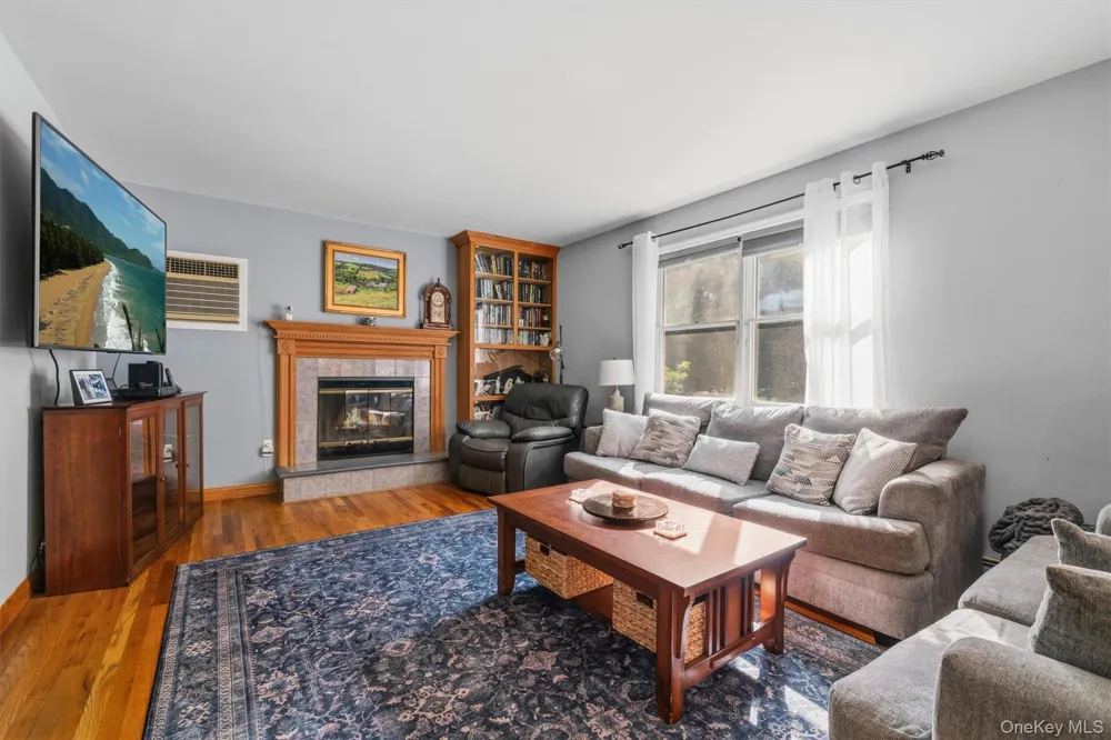80 Susan Lane Circleville, NY 10919