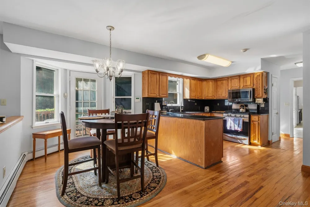 80 Susan Lane Circleville, NY 10919