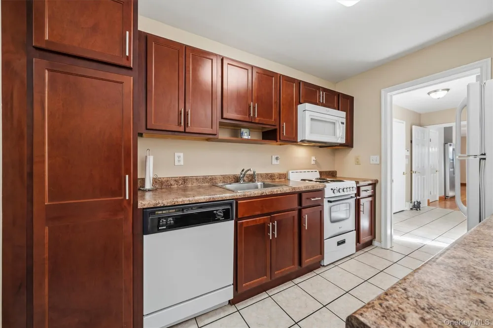 80 Susan Lane Circleville, NY 10919