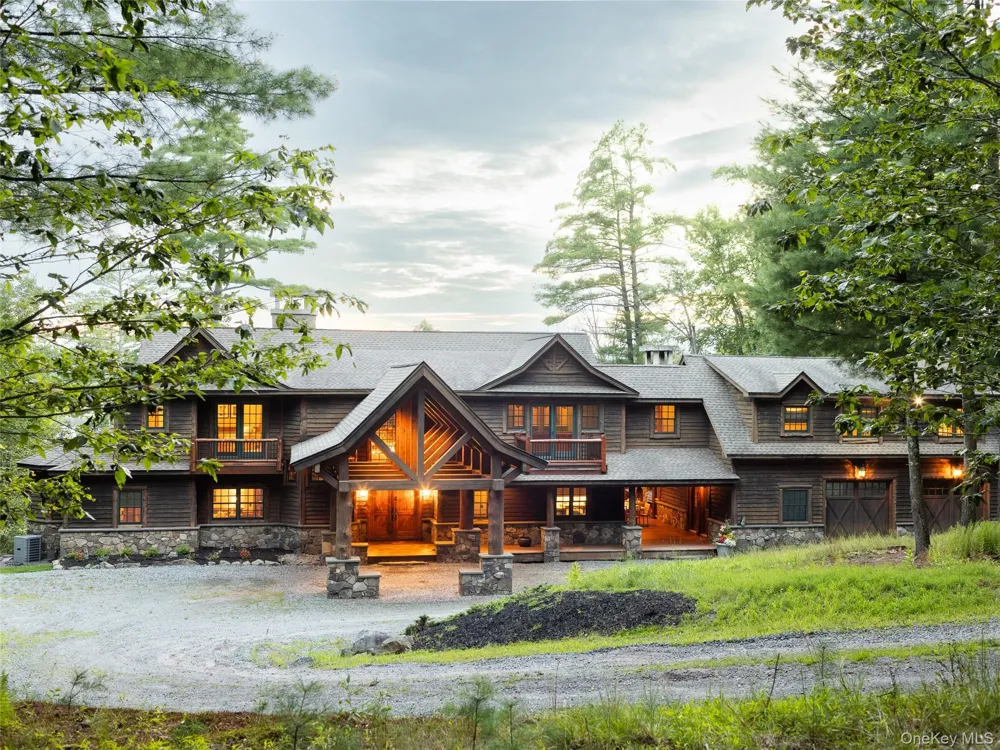 60 Top Ridge Trail White Lake, NY 12786