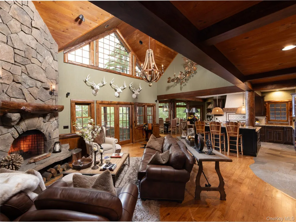 60 Top Ridge Trail White Lake, NY 12786