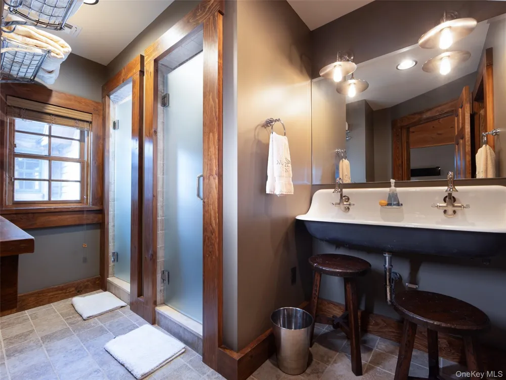 60 Top Ridge Trail White Lake, NY 12786