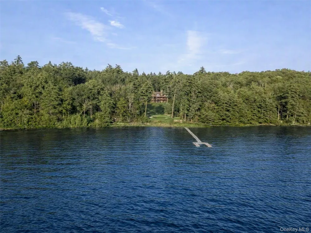 60 Top Ridge Trail White Lake, NY 12786