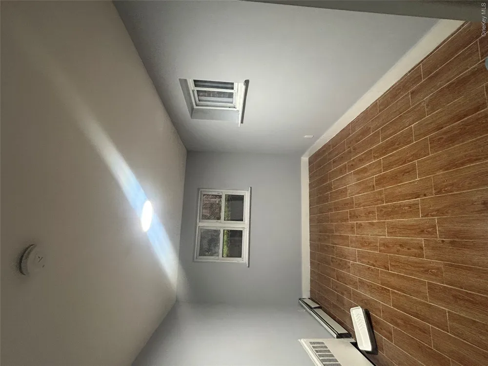 137 Woodlawn Avenue Yonkers, NY 10704