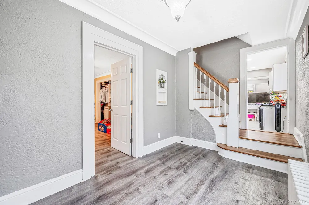 41 Prospect Place Riverhead, NY 11901