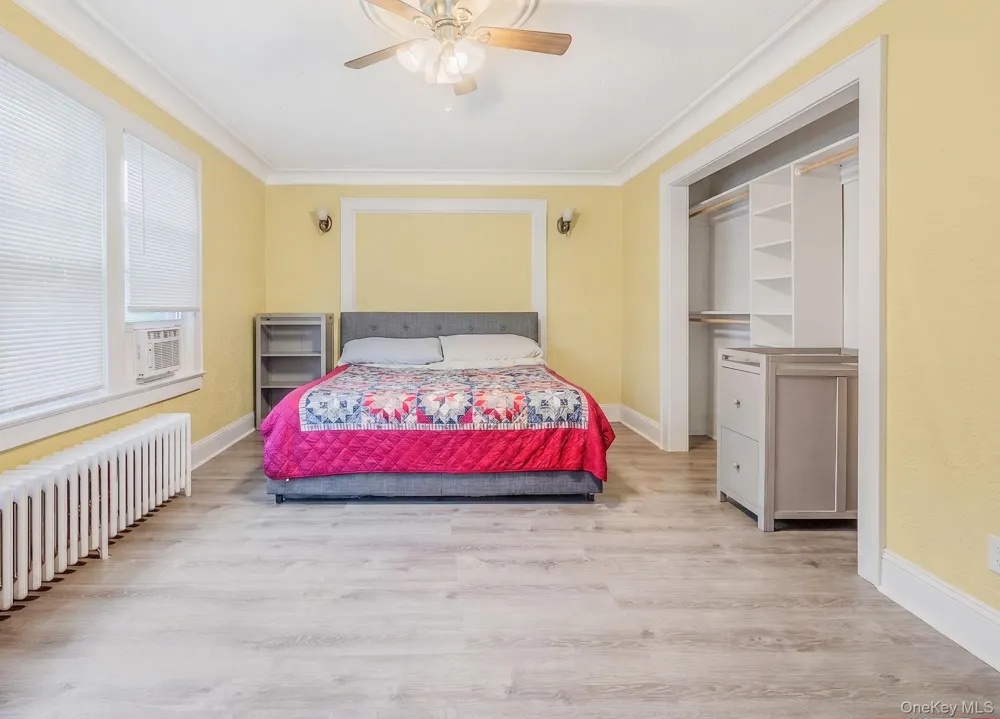 41 Prospect Place Riverhead, NY 11901