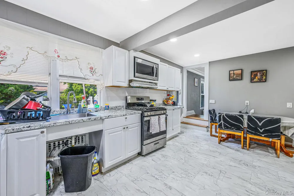41 Prospect Place Riverhead, NY 11901