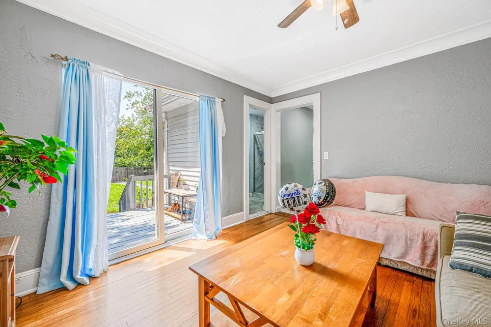 41 Prospect Place Riverhead, NY 11901