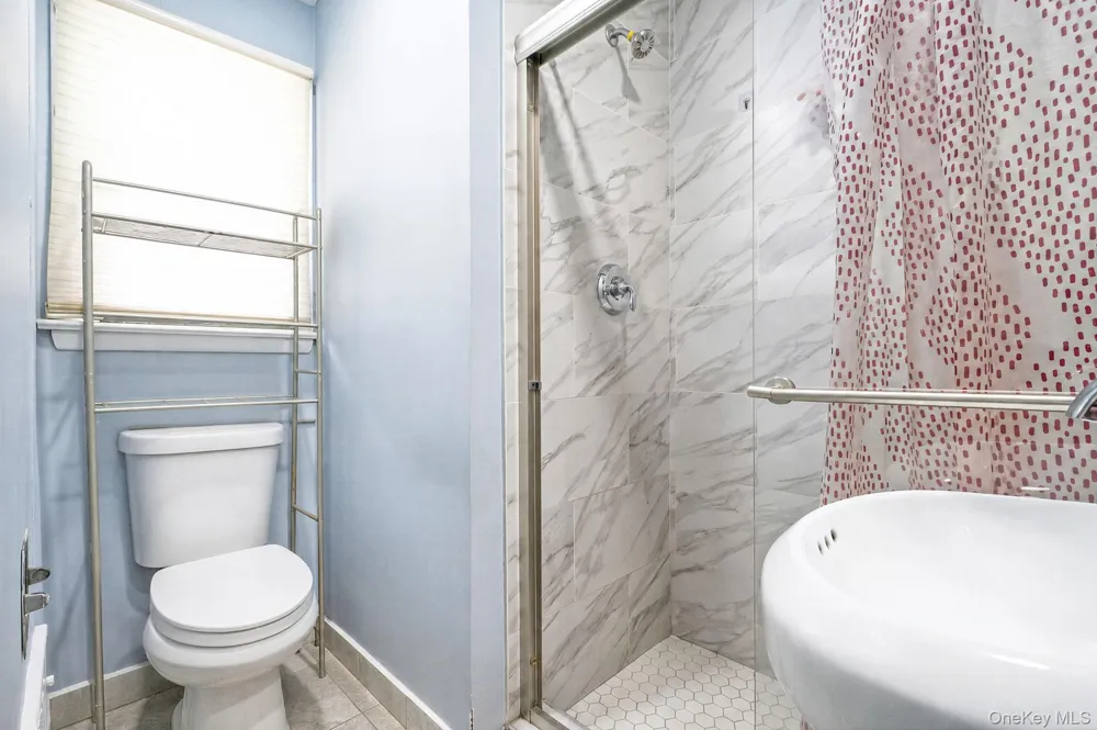 41 Prospect Place Riverhead, NY 11901
