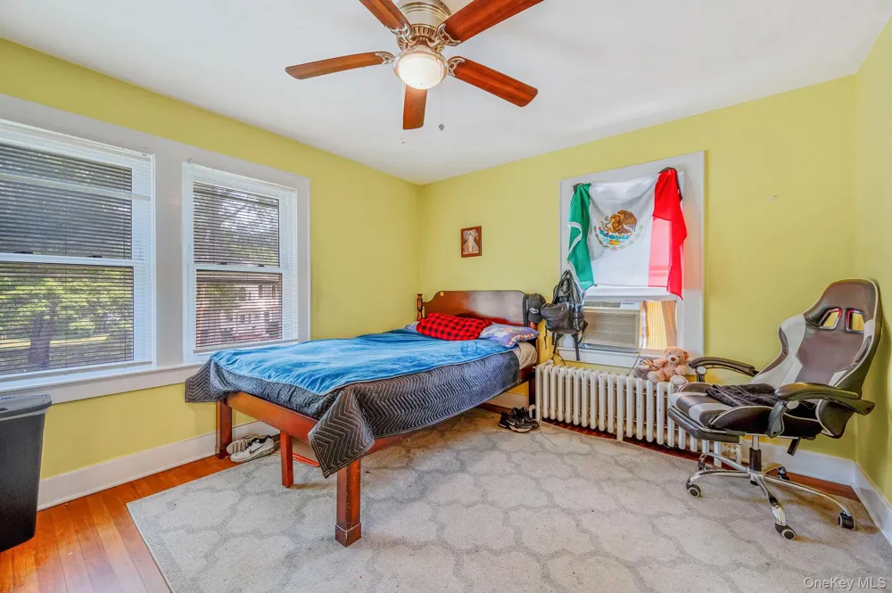 41 Prospect Place Riverhead, NY 11901