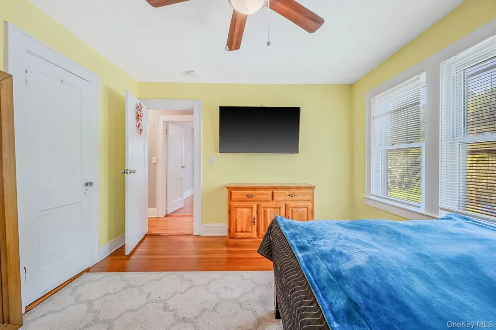 41 Prospect Place Riverhead, NY 11901