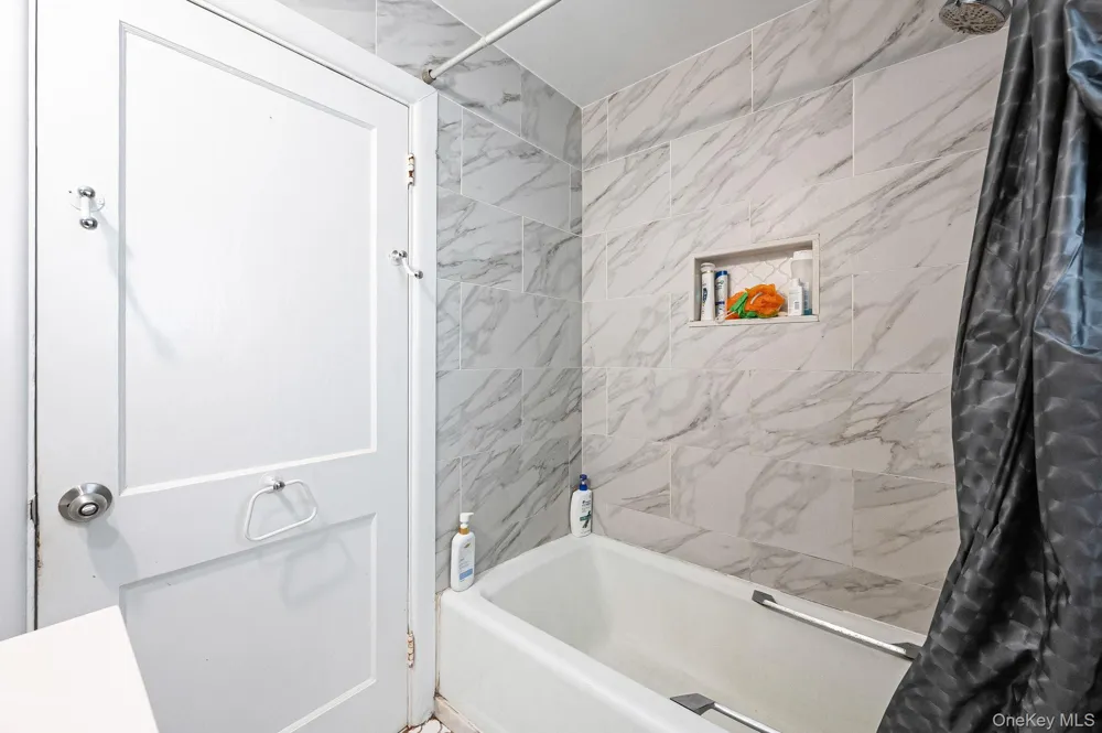 41 Prospect Place Riverhead, NY 11901