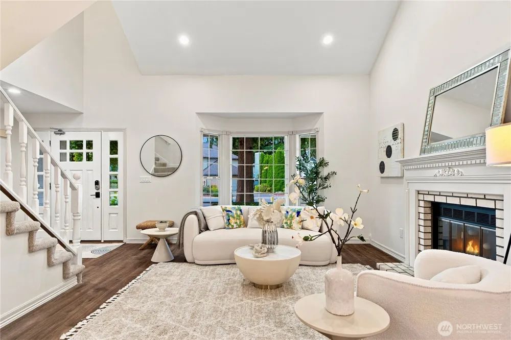 24528 SE 43rd Place Issaquah, WA 98029