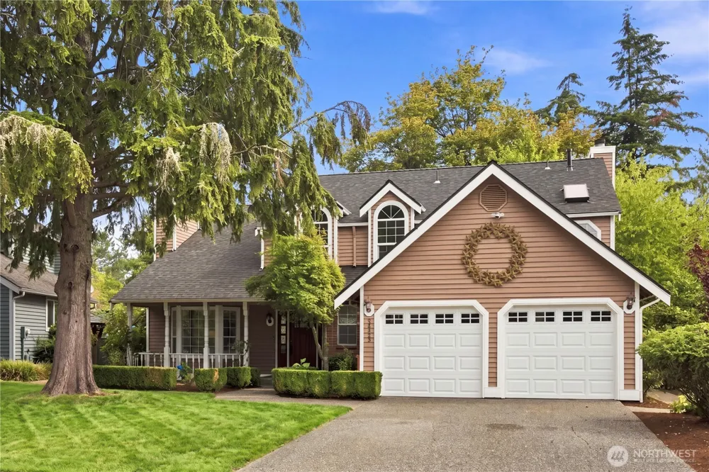 24528 SE 43rd Place Issaquah, WA 98029