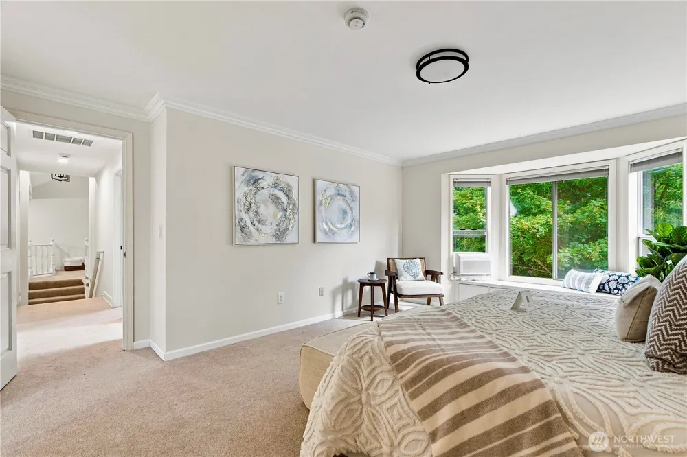 24528 SE 43rd Place Issaquah, WA 98029