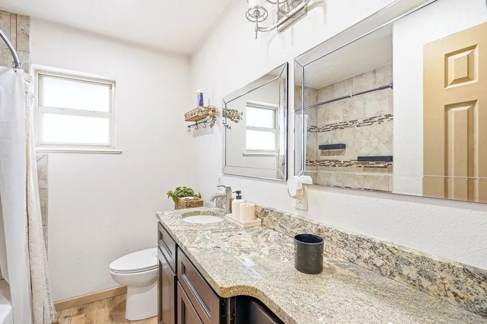 1435 Bandera Dr Roscoe, TX 79545