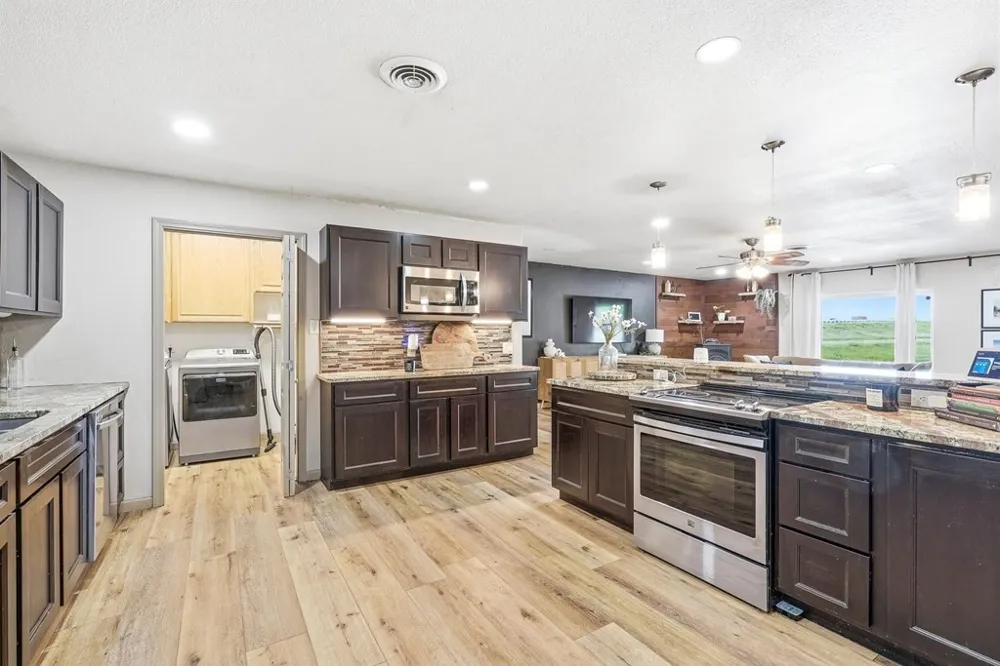 1435 Bandera Dr Roscoe, TX 79545