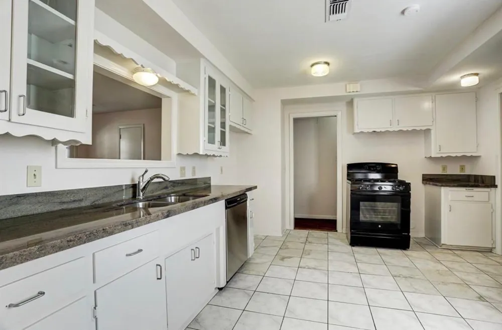5615 Arboles Drive Houston, TX 77035