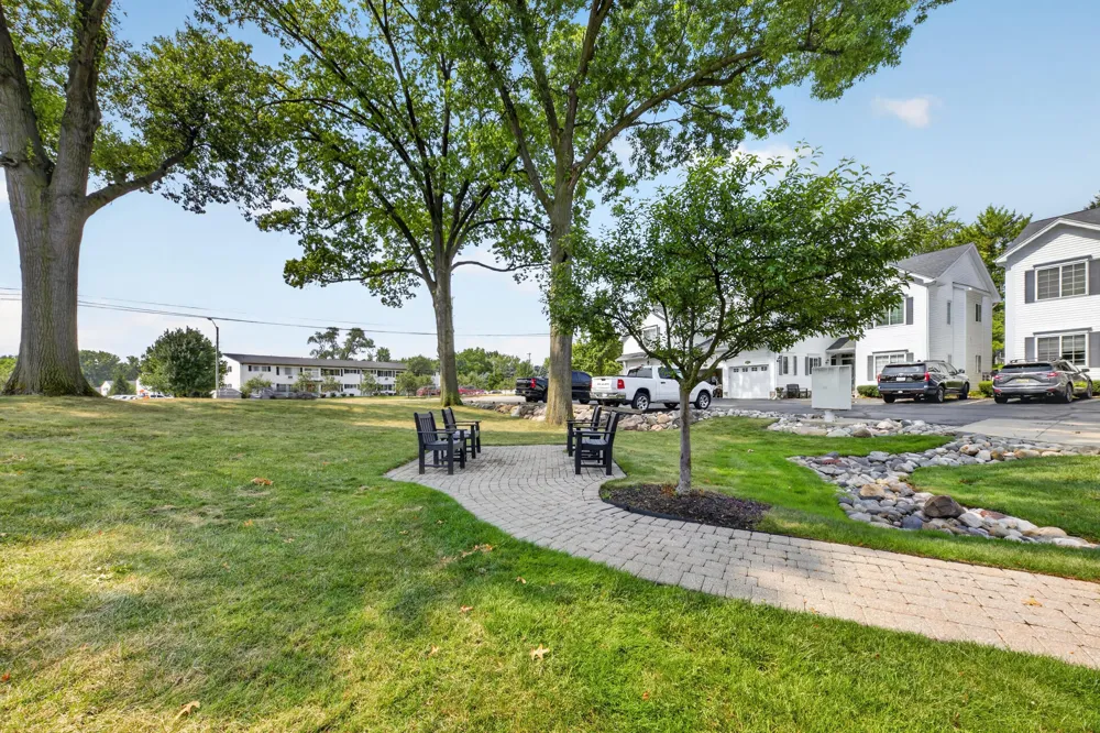 1684 Cassady Place Plymouth, MI 48170