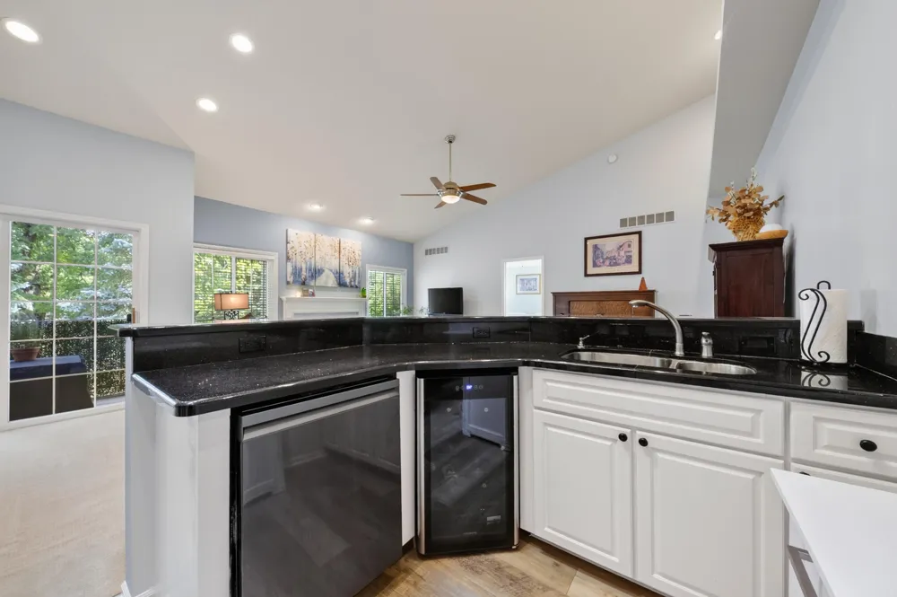 1684 Cassady Place Plymouth, MI 48170