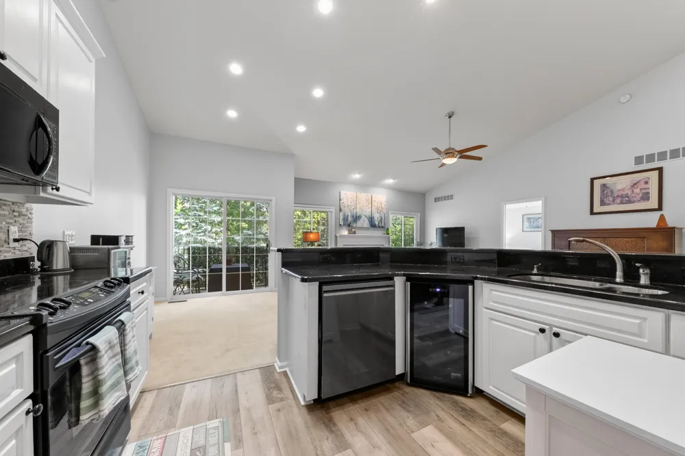 1684 Cassady Place Plymouth, MI 48170