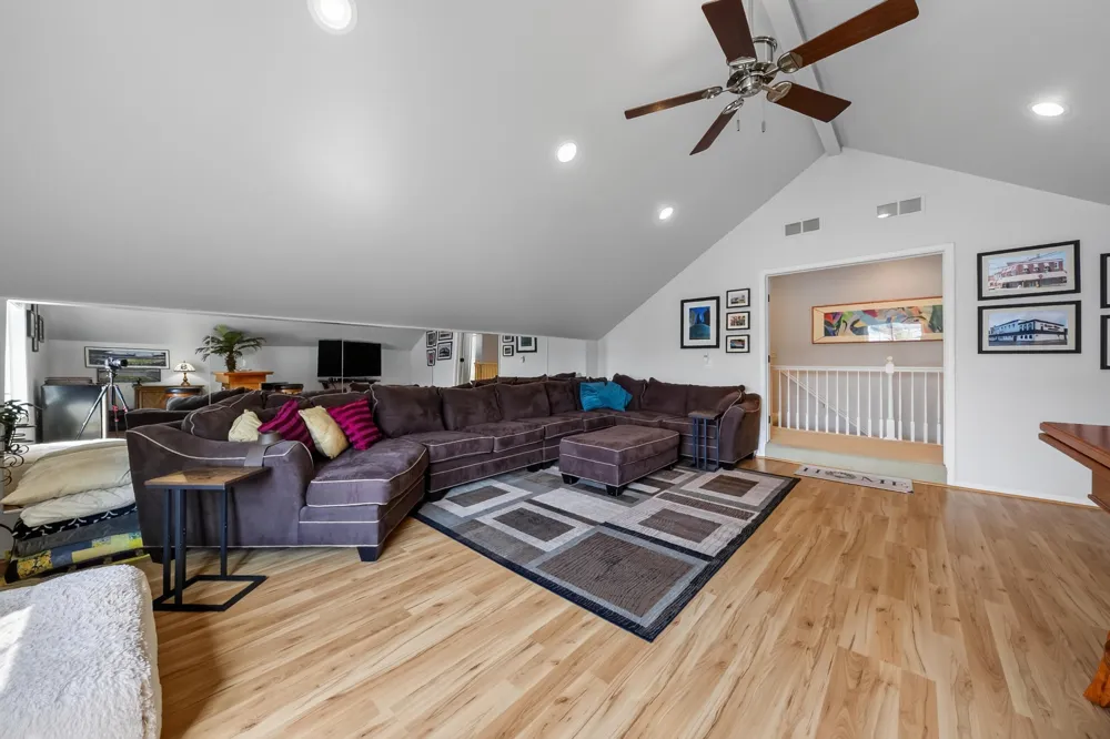 1684 Cassady Place Plymouth, MI 48170