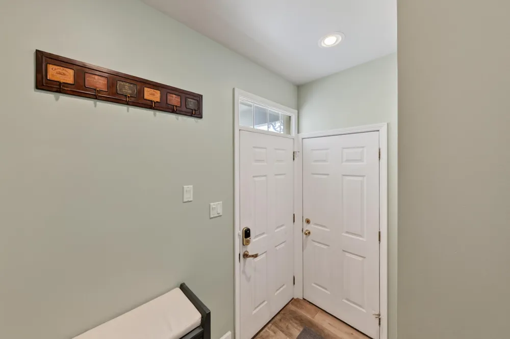 1684 Cassady Place Plymouth, MI 48170