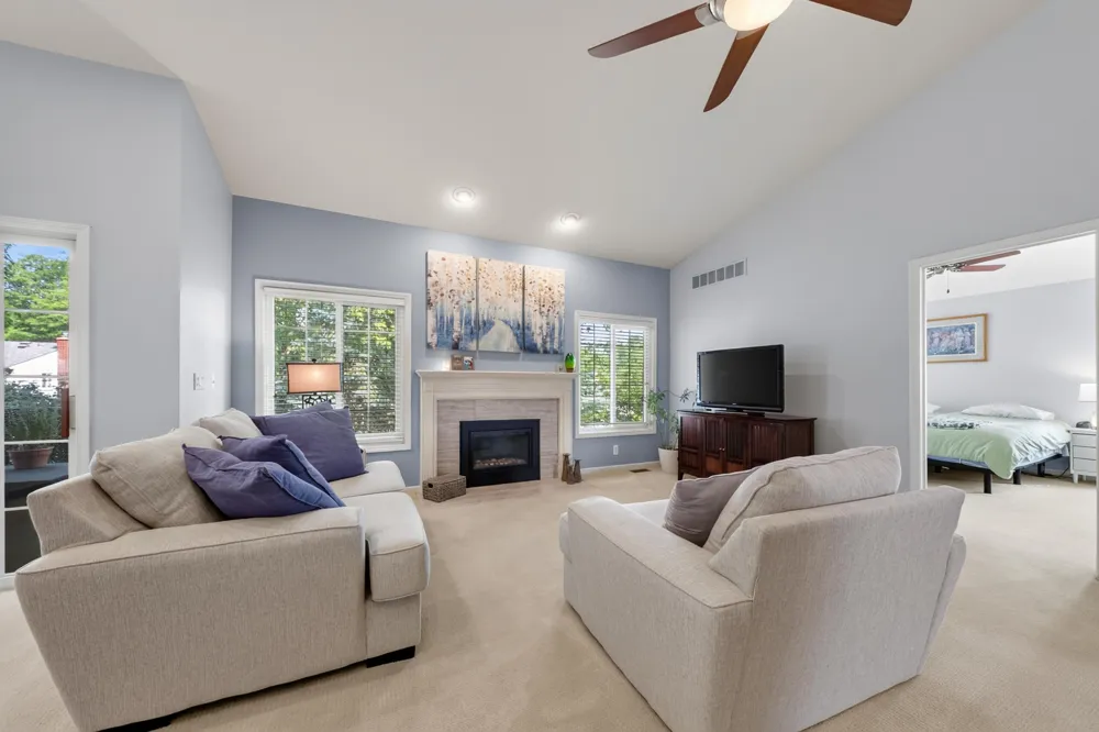 1684 Cassady Place Plymouth, MI 48170