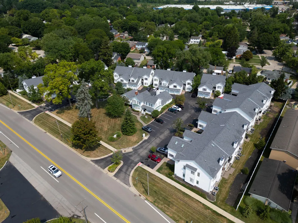 1684 Cassady Place Plymouth, MI 48170
